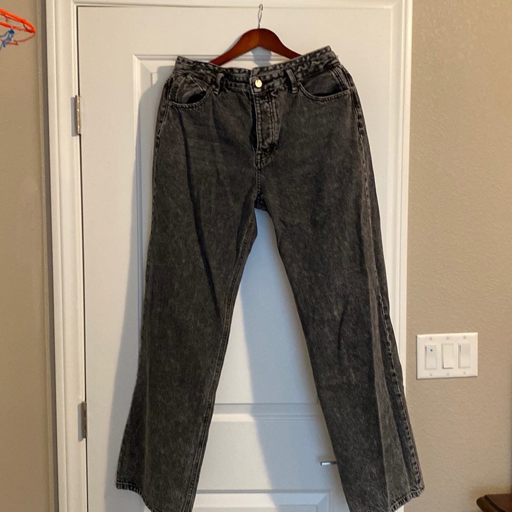 High waisted wide long leg black acid washed Jean size 30